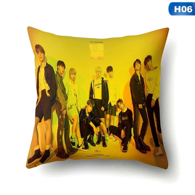 Vỏ Gối Vuông 18x18inch In Hình Nhóm Nhạc Stray Kids Độc Đáo Trang Trí Nội Thất