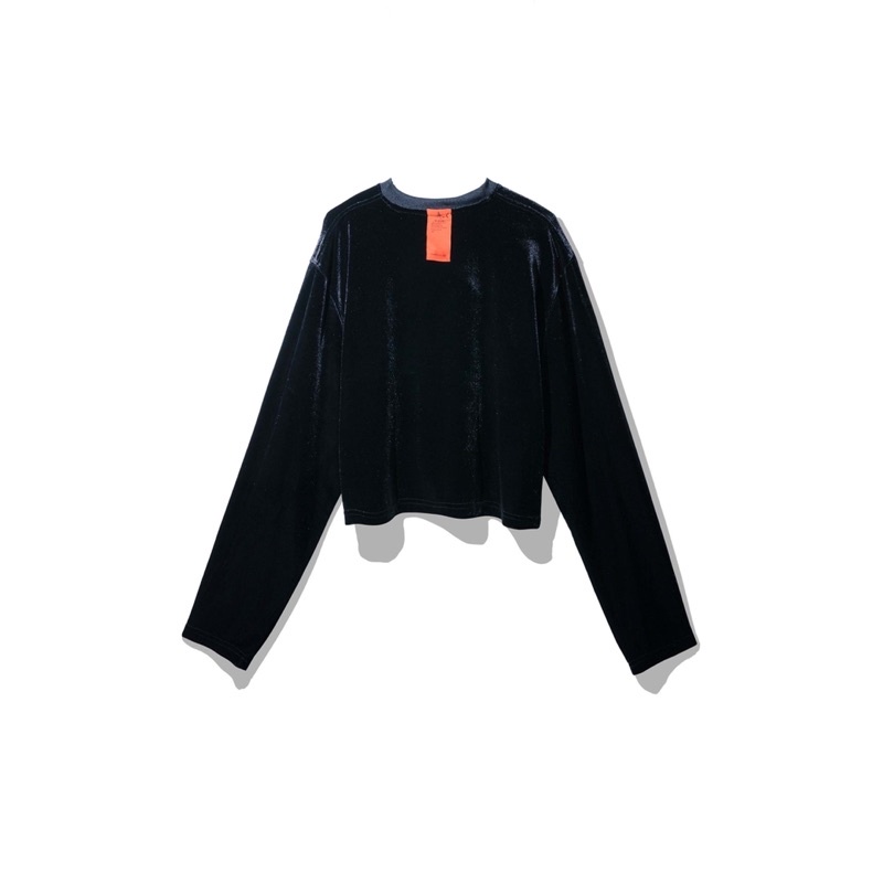 ÁO CROPTOP DAYBREAK VELVET KIẾM LÀ MỐT