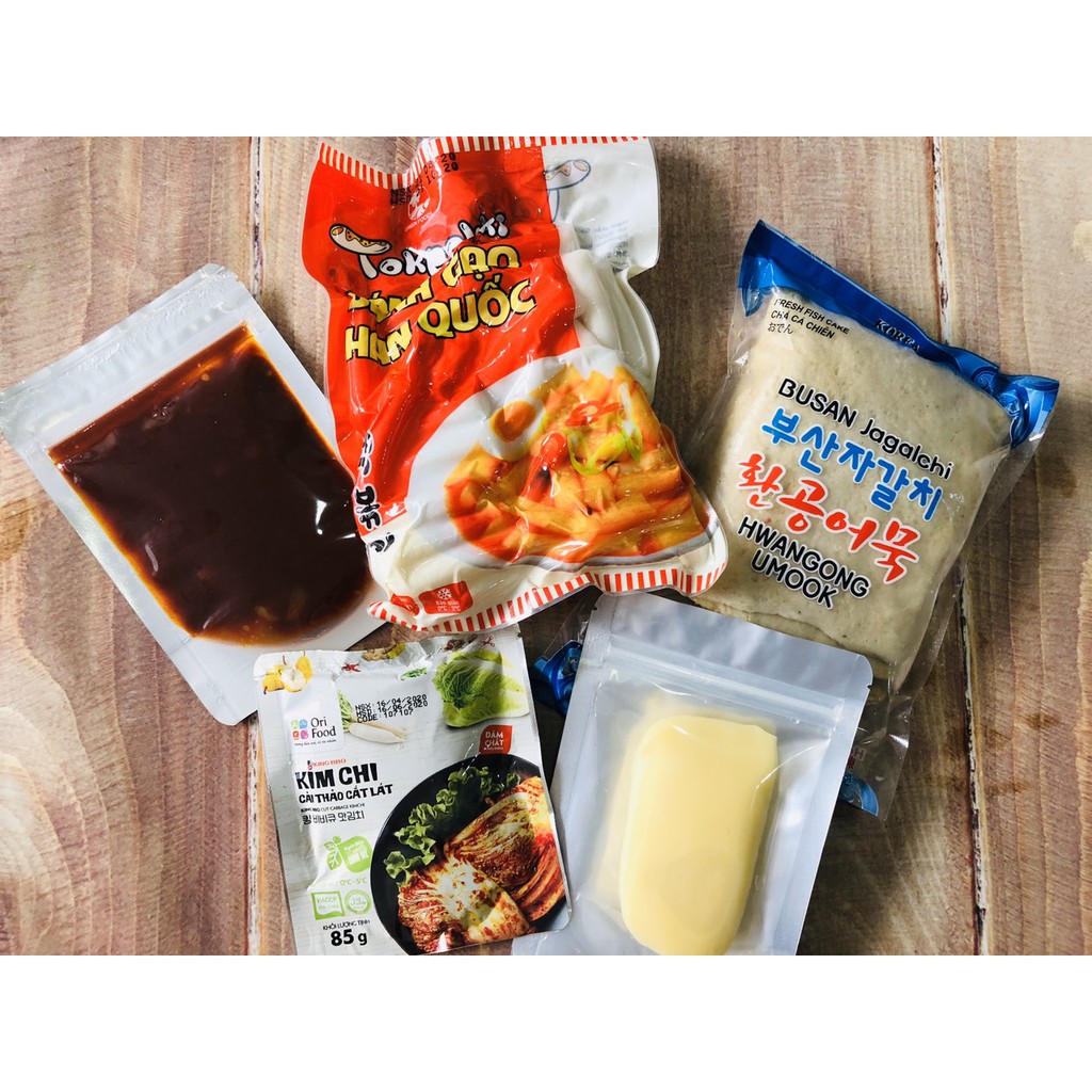 500g bánh gạo GF kèm chả cá, sốt, phô mai mozarella và kim chi