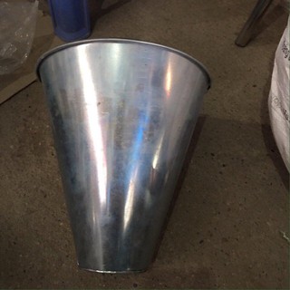 Phễu cắt tiết gà