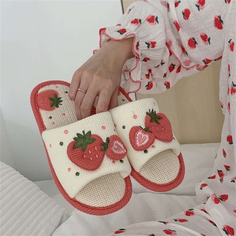 Oeteo Dép cotton Lanh Đi Trong Nhà Đế Bằng Họa Tiết Dâu Tây Dễ Thương Cho Nữ