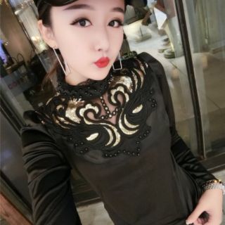 Áo cổ đá ren