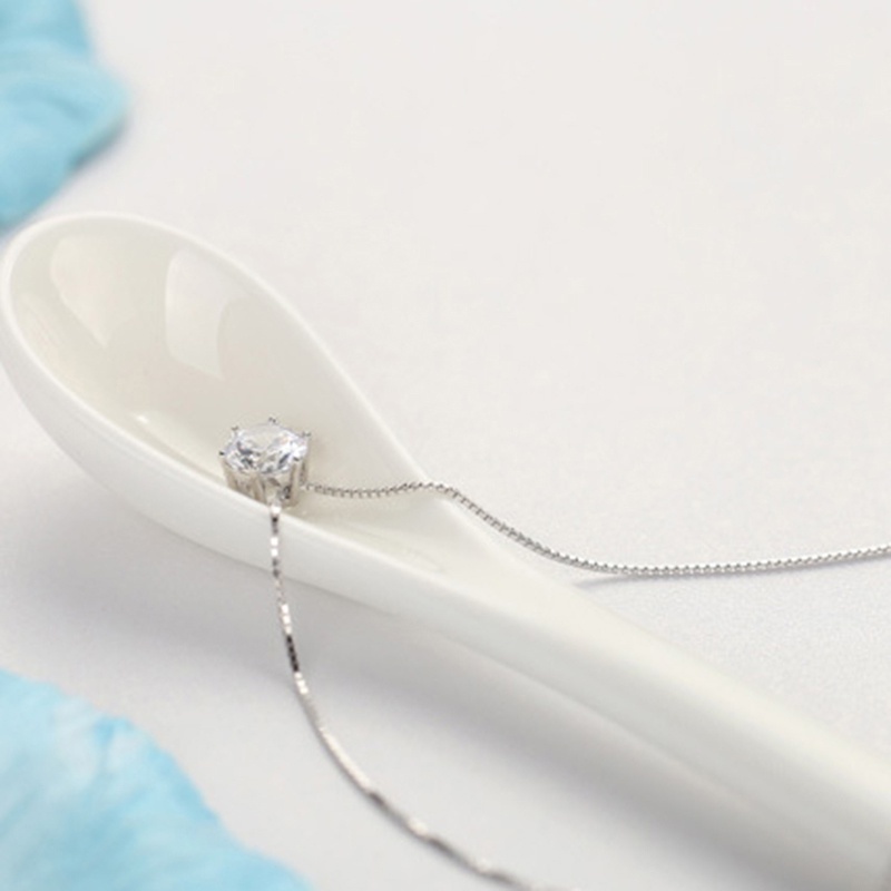 Vòng cổ mặt đá Zircon đơn giản HB