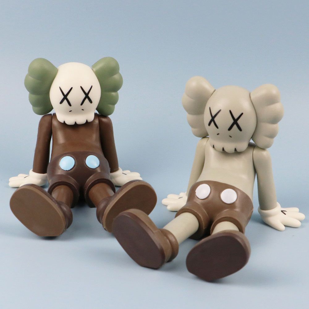 Mô hình nhân vật KAWS KAWed mini nhiều màu sắc dùng trang trí