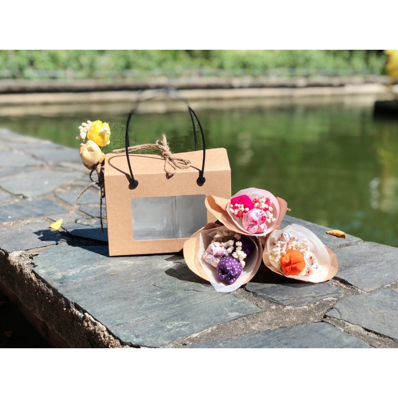 Túi Đựng Quà Kèm Hoa Handmade Có Thể Chọn Màu Hoa