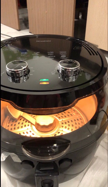 Bạn có thể dễ dàng quan sát tình trạng thực phẩm bên trong