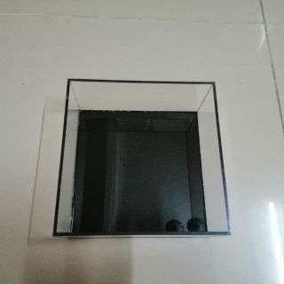 Hồ show top view mica Acrylic dành cho guppy