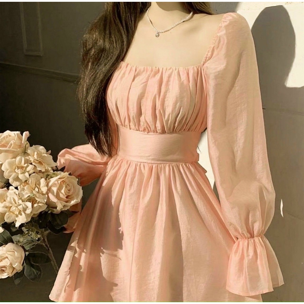 ĐẦM TIỂU THƯ FORM XOÈ CỔ VUÔNG CHẤT VOAN TƠ TAY LOE DÀI