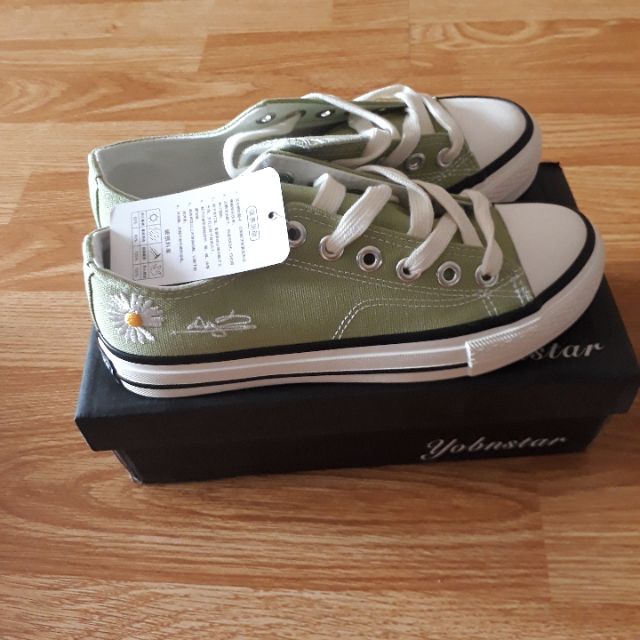 (Sneaker nữ mới 2020)Giày sneaker hoạ tiết hoa cúc( Kèm video và ảnh thật) | BigBuy360 - bigbuy360.vn