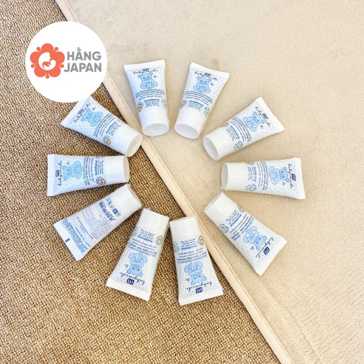 Sữa tắm gội cho bé Babycoccole 30ml chiết xuất hoa sen - Dùng cho bé từ 0 tuổi trở lên