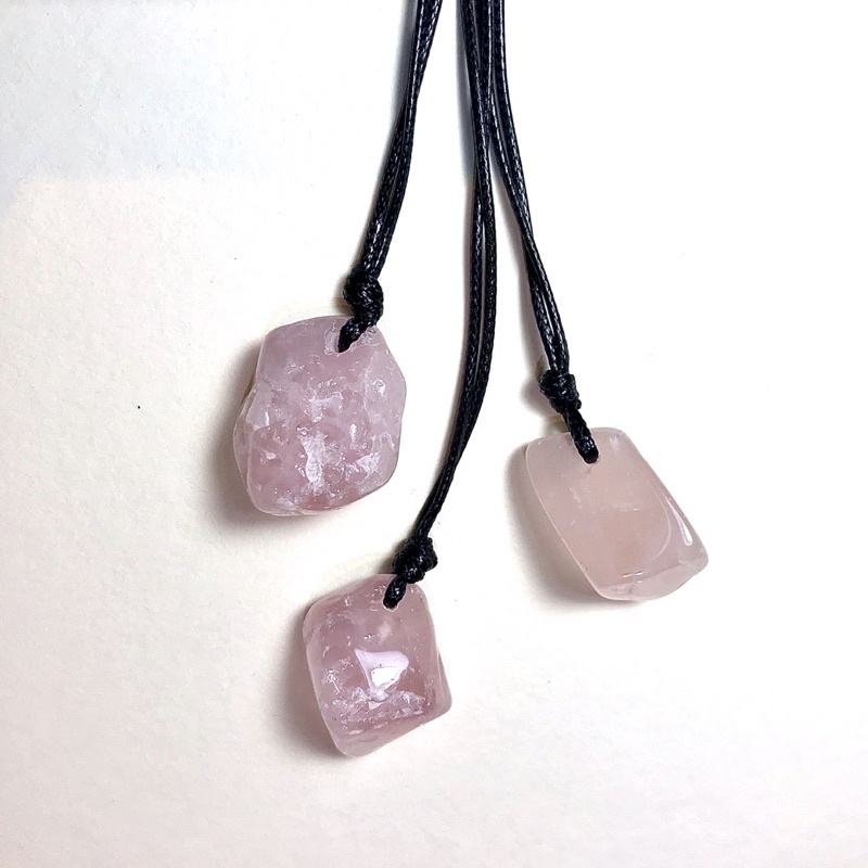 [Rose quartz] vòng cổ đá thiên nhiên,đá thiên nhiên,vòng cổ, vòng cổ đá vụn bóng,đá thanh tẩy,vòng cổ đá thanh tẩy