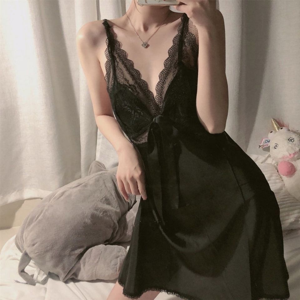 Đầm Hai Dây Cổ Chữ v Bằng satin Phối Ren Phong Cách Thời Trang Quyến Rũ Dành Cho Nữ