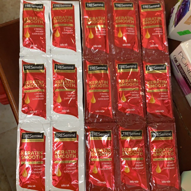 Dây 10 Gói Dầu Gội/Xả TRESemme' Vào Nếp Suôn Mượt 7g date mới .