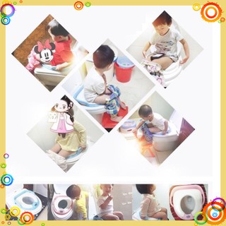 Bệt vệ sinh thu nhỏ bồn cầu Chicco Italy có tay vịn, đệm mông cho bé