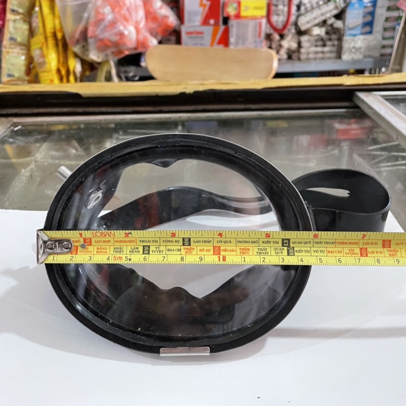 Kính Lặn Thái Có Gắn Ống Thông Hơi