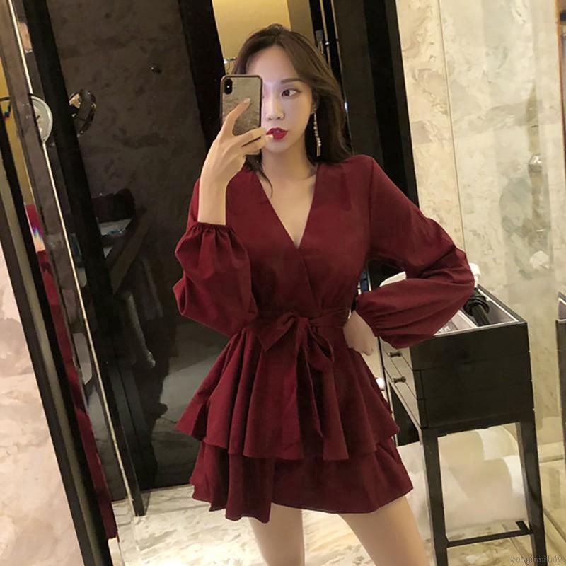 Váy Ngắn Dáng Chữ A Lưng Cao Cổ Chữ V Màu Sắc Đơn Giản Phong Cách Phương Tây