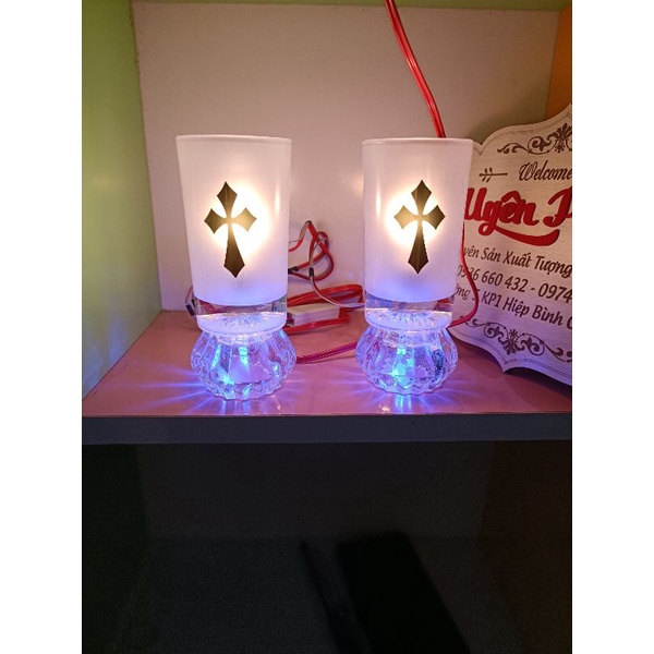 Cặp đèn ly điện thủy tinh đế bầu cao 15cm chân đế có đèn LED xanh - đèn thờ công giáo