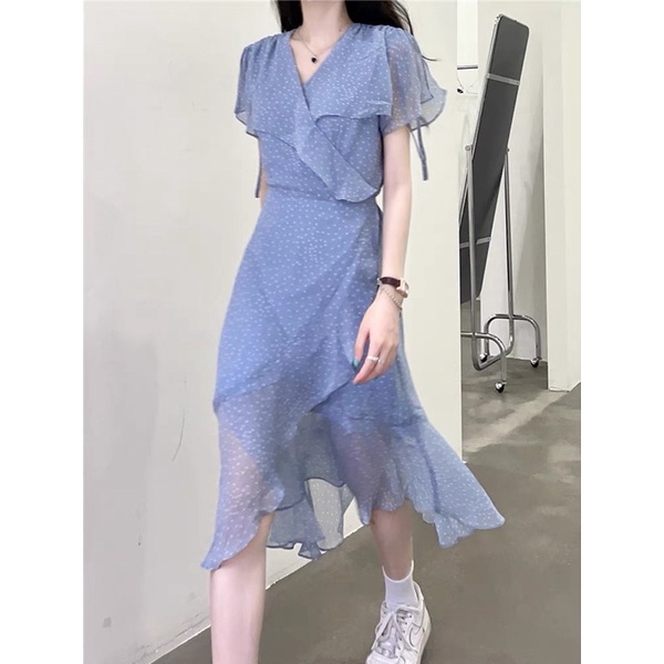 Đầm maxi đuôi cá chấm bi màu xanh giống Rosé Blackpink