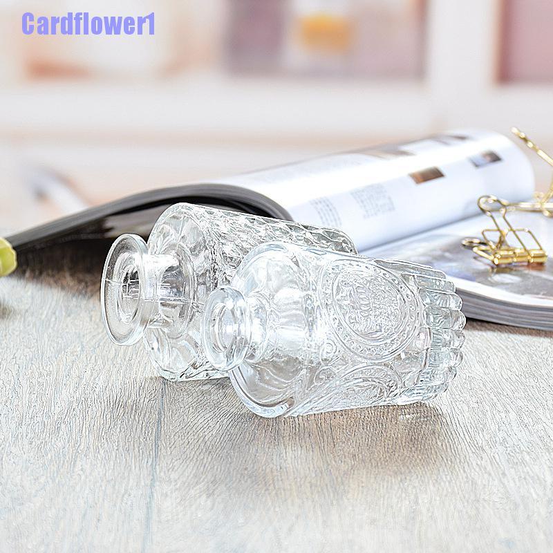 Bình hoa thủy tinh trong suốt cỡ nhỏ trang trí phòng khách theo phong cách Bắc Âu