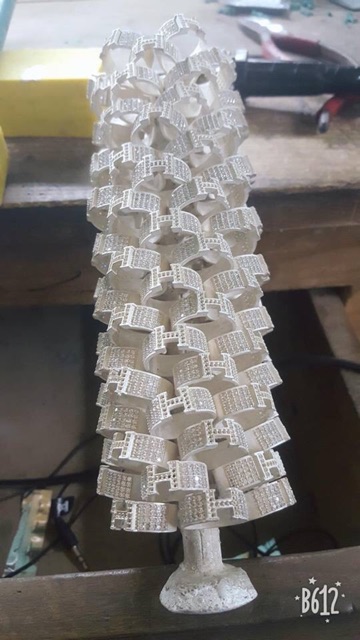 NHẪN CHỮ H ĐÍNH ĐÁ SANG TRỌNG CHUẨN BẠC TA