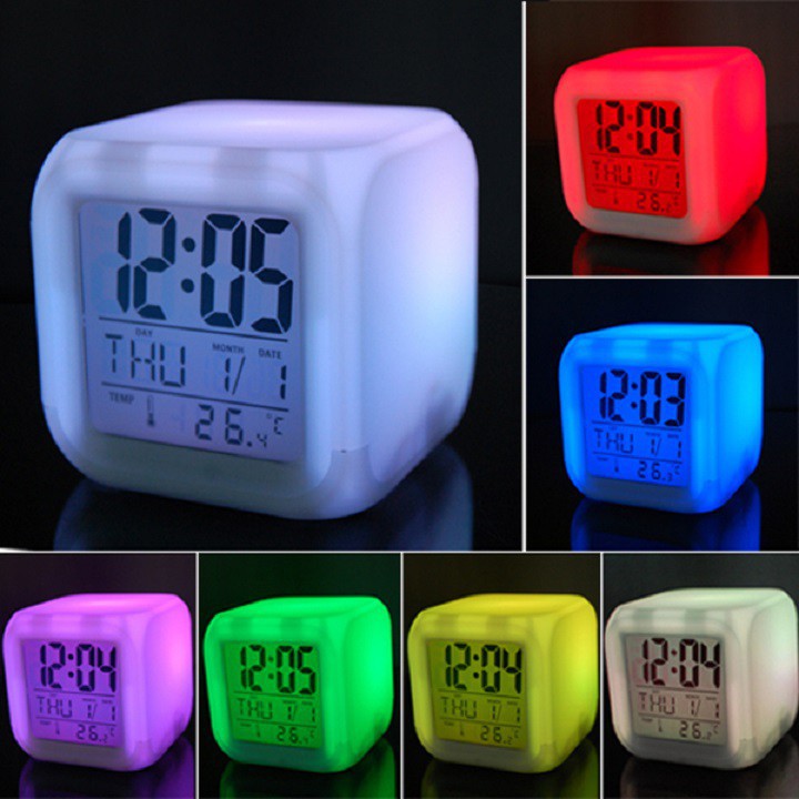 Đồng hồ để bàn phát sáng đổi màu