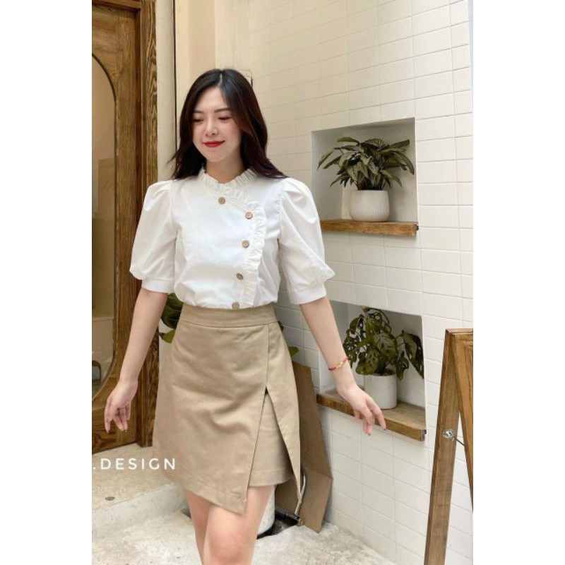 Áo nữ cổ trụ bèo nút gỗ cài lệch xinh xắn