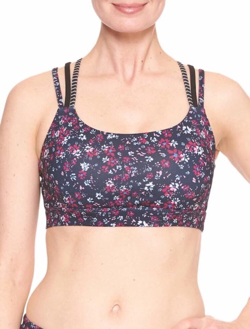 Áo tập Gap nữ xuất Âu