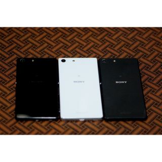 Điện thoại Sony M5 đủ phụ kiện