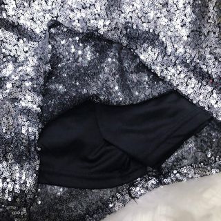Đầm body cổ đổ yếm