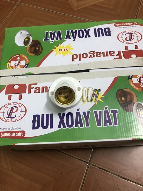 ĐUI XOÁY VÁT TREO TƯỜNG LOẠI CHUẨN E27.