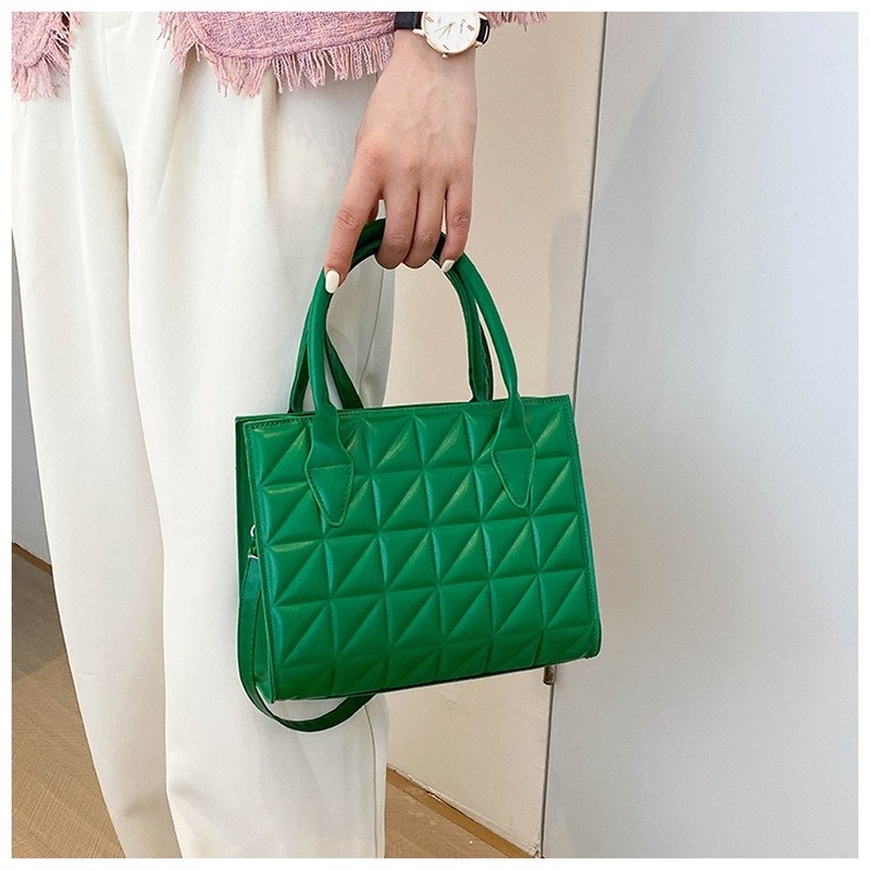 Túi Đeo Chéo Dây Xích Thời Trang Hàn Quốc 2022 Gylb1326