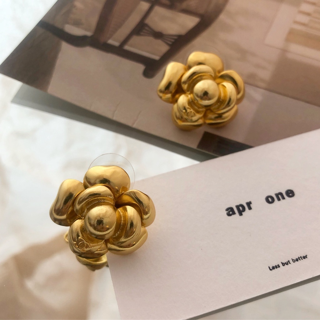 Khuyên Tai Hình Hoa Trà Cổ Điển Phong Cách Pháp Cổ Điển