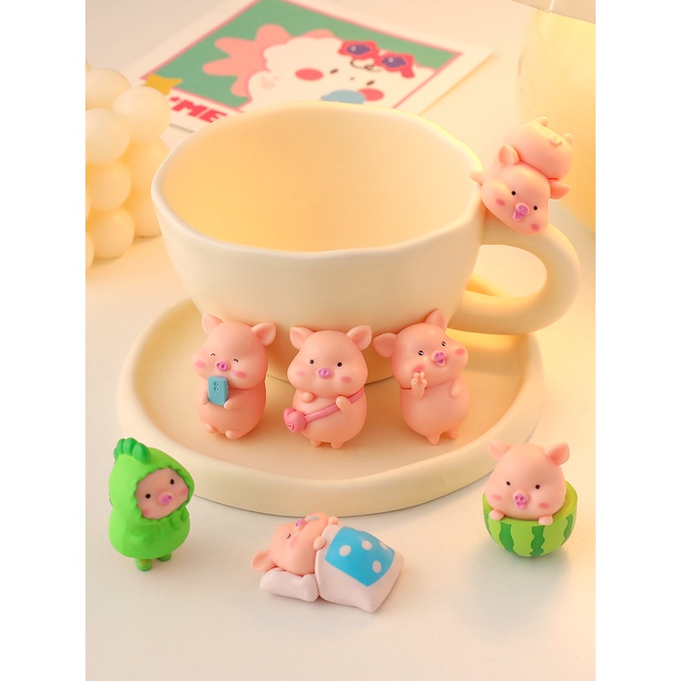 Đồ Trang Trí Ô Tô Bàn Làm Việc Decor Phòng Ngủ Bàn Học Set 7 Chú Heo Con Cực Xinh - Phụ Kiện Xe Hơi Hitechlife Cao Cấp