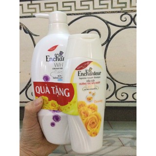 TẮM ENCHANTEUR  2 MÀU (tím và  vàng )KẸP KHUYẾN MẠI DẦU GỘI(chai 650gram)