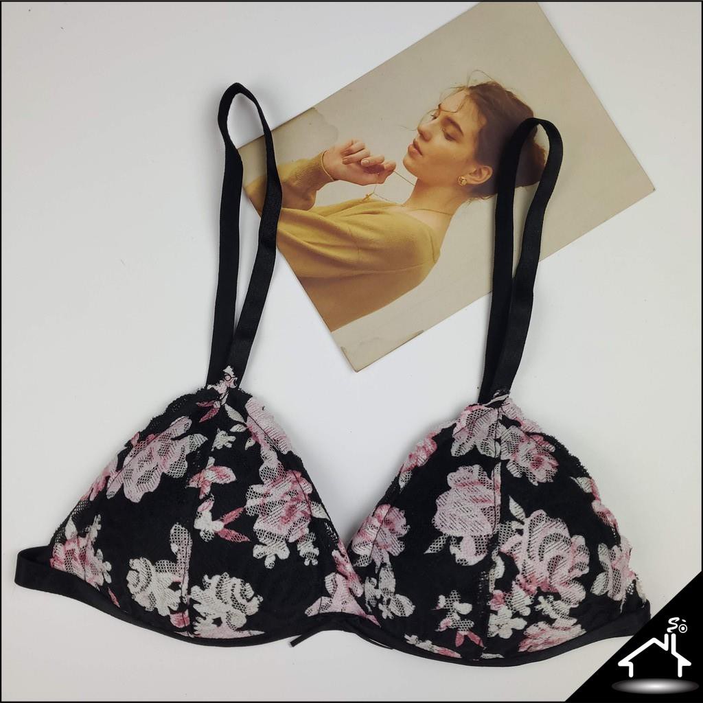 Bộ đồ lót sexy by Nhà Sò ren đen in hoa quần Y/Beo/Dây NS022 | BigBuy360 - bigbuy360.vn