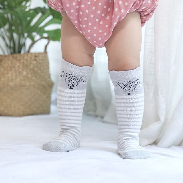 [Mã SKAMCLU7 giảm 10% cho đơn từ 0Đ] Tất Cổ dài Chống trượt Thu đông chất Cotton co giãn cho Bé