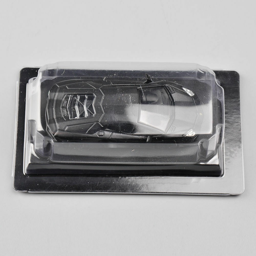 Mô Hình Xe Lamborghini Aventador LP700-4 Tỉ Lệ 1 / 64