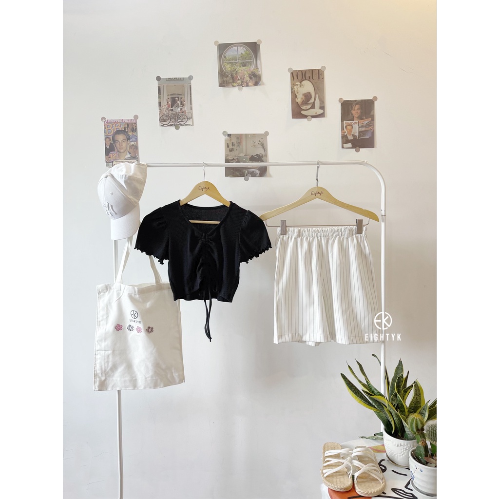 [Mã ICBBACK1219 hoàn 20K xu đơn 0Đ] [EIGHTYK] Quần Đùi Ống Rộng Phối Sọc | BigBuy360 - bigbuy360.vn