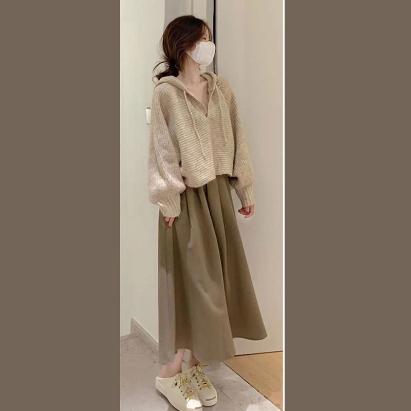 Set Áo Sweater Phối Chân Váy Phong Cách Hồng Kông Thời Trang Thu Đông 2022 Mới