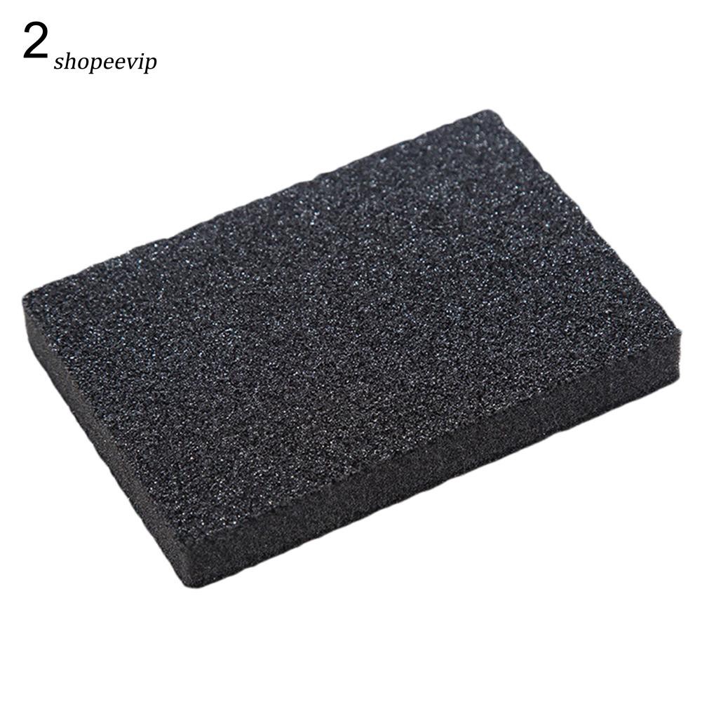 Miếng xốp có giấy nhám dùng để chà các vết bẩn cứng đầu tiện dụng