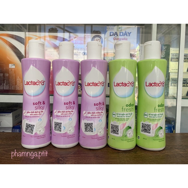 Dung dịch vệ sinh Lactacyd (chai lớn 250ml)
