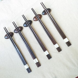Đũa set 5 đôi 22,5cm (nâu sậm)