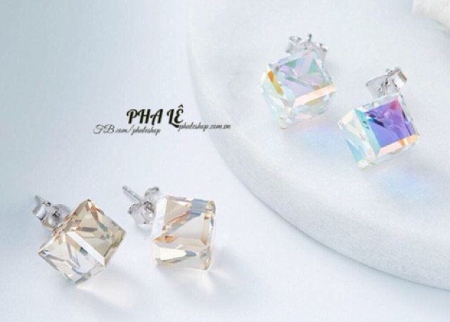Bông Sát Tai Pha Lê Vuông Khối Được Thiết Kế Từ Pha Lê Swarovski