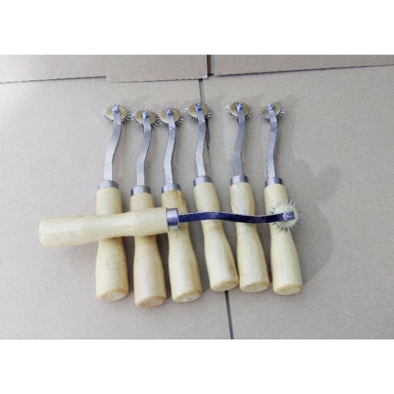 Cây lăn sang dấu / lấy dấu trên rập , vật liệu giày da...