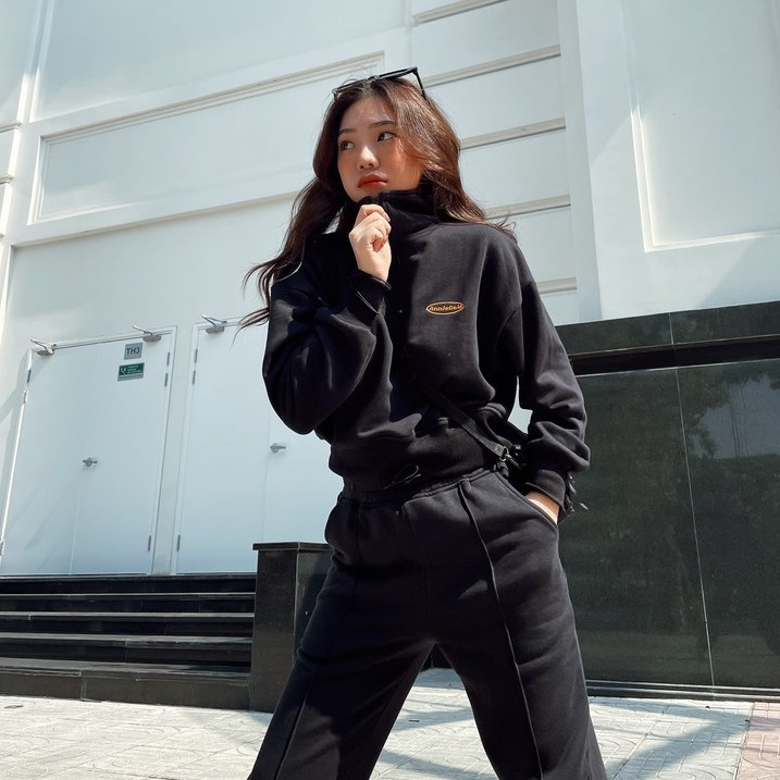Anniegals - Áo nỉ đen - Black Zipper Hoodie