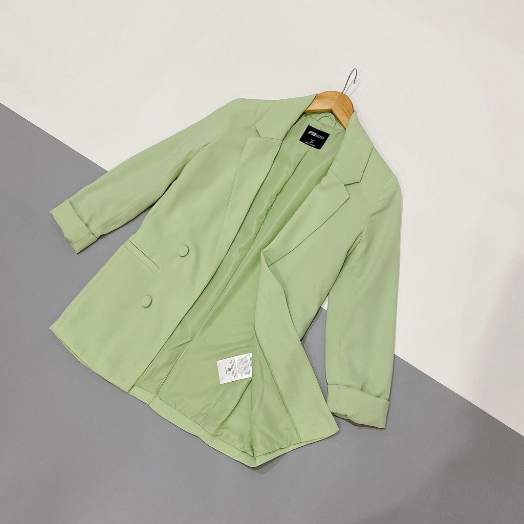 Áp blazer màu xanh mint dư xịn
