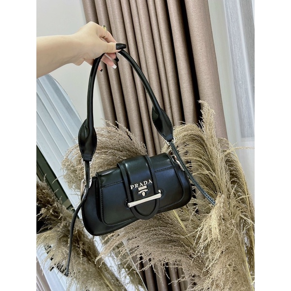 Túi Prada - - Chất da bóng cực xịn - Hàng fullbox - Hàng đẹp - Giá rẻ - Đảm bảo chất lượng