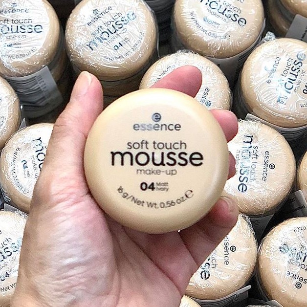 Phấn Tươi Đức Mousse Essence Make Up - TONE 04