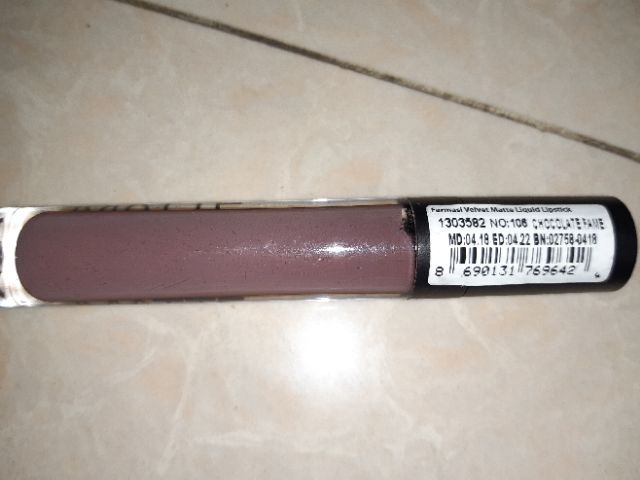 Son Farmasi Velvet Matte Liquid Lipstick, màu 106 Chocolate Fame