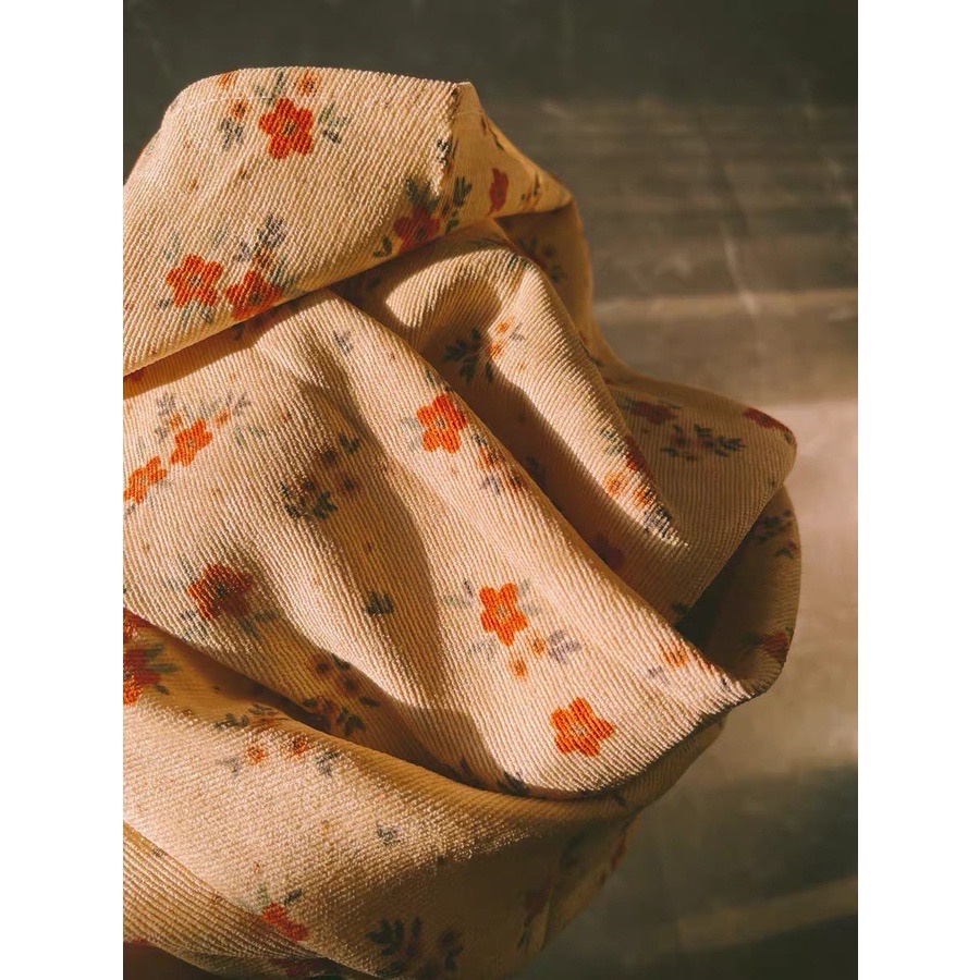 Cardigan len vintage x Chân váy hoa nhí - Dreamynt